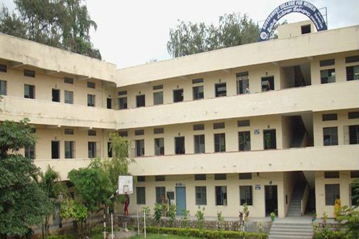 https://cache.careers360.mobi/media/colleges/social-media/media-gallery/13292/2019/4/22/Campus Front View of Government Degree College for Women Begumpet_Campus-View.jpg